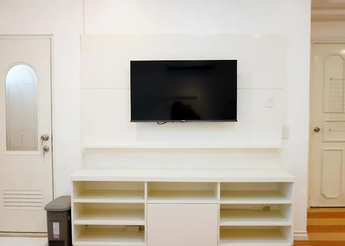 Makati Altean Holiday home *