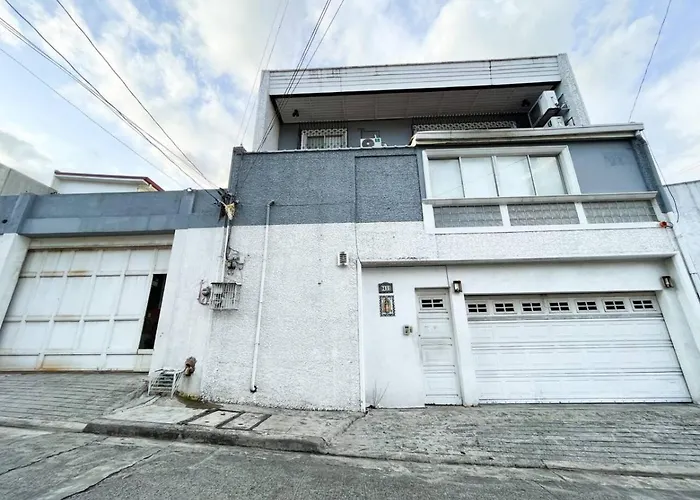 Holiday home Makati Altean *